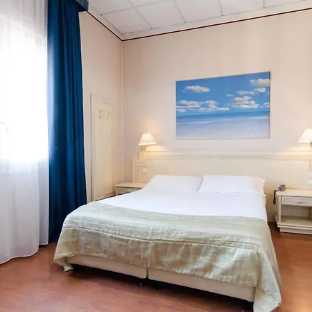Hotel Centrale Hotel 2*