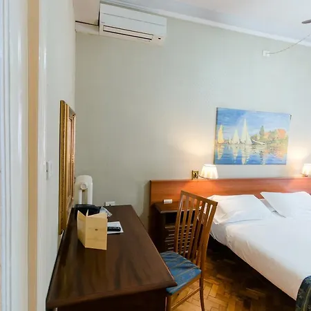 Hotel Centrale فندق بولونيا