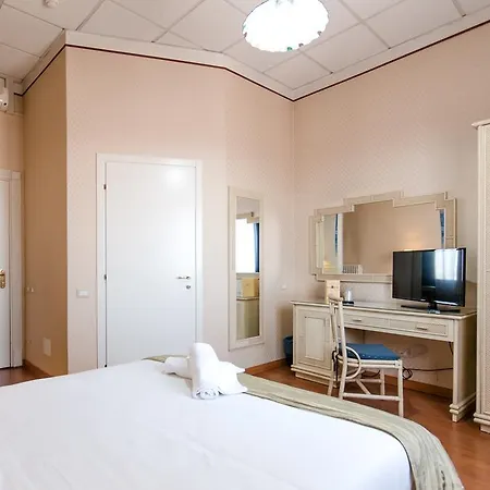 فندق Hotel Centrale